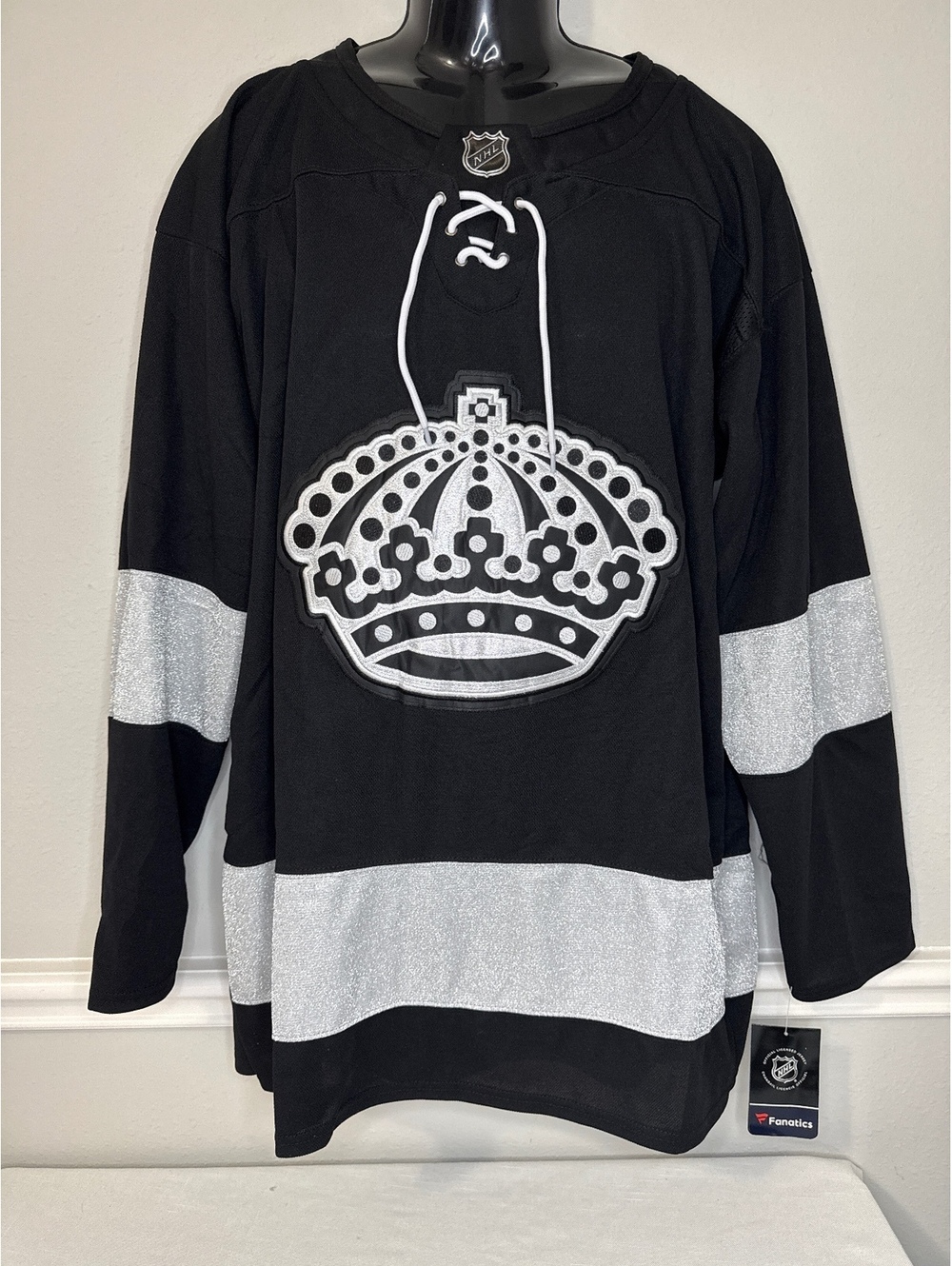 Los Angeles Kings Jersey Size Men’s XL